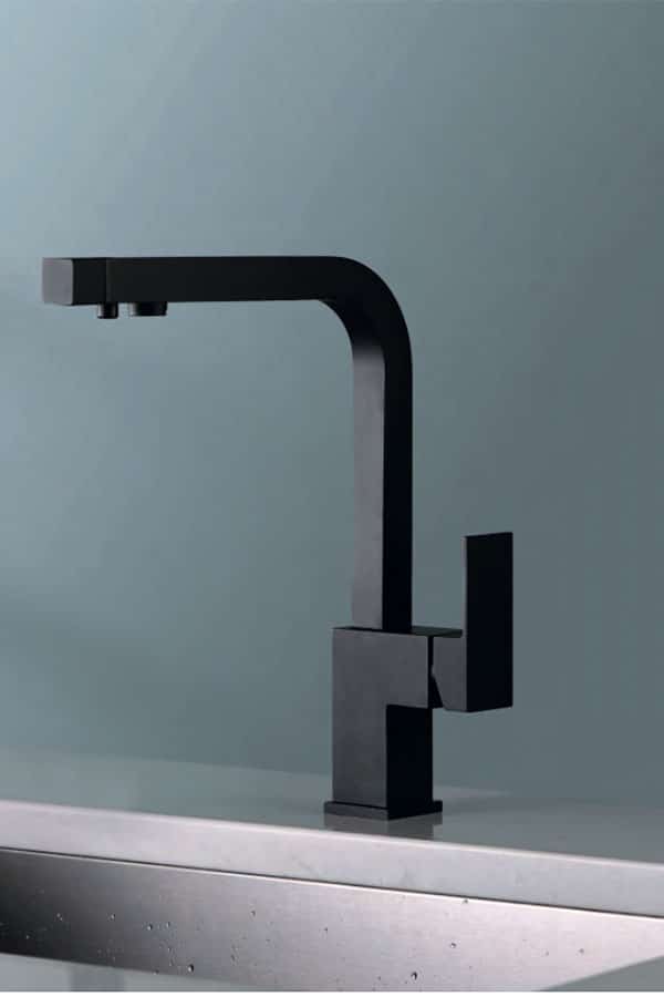 Griferia de cocina monomando negro mate serie Capri